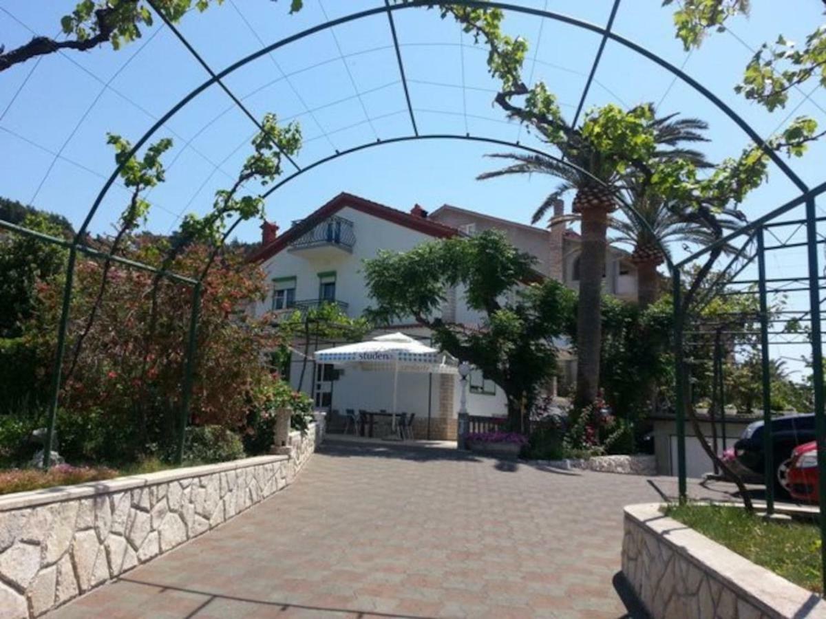Apartman Marcela Palit Buitenkant foto